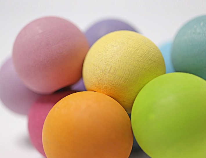 グリムスパステルボールGrimm's Wooden Pastel Balls Pastel ball gripper